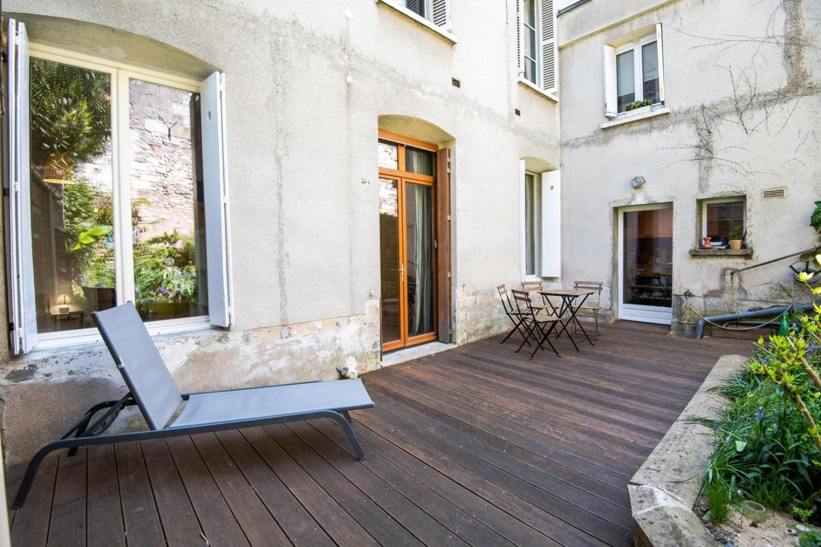 In The Heart Of Silence - Nice House Tours Exterior photo